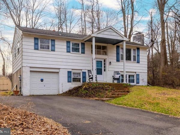 1555 FIELDWOOD ROAD, SOUTHAMPTON, PA 18966