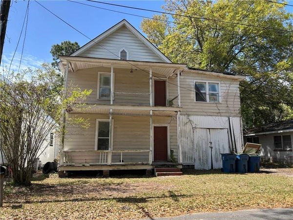 1915 Ellis Street , Brunswick, GA 31520