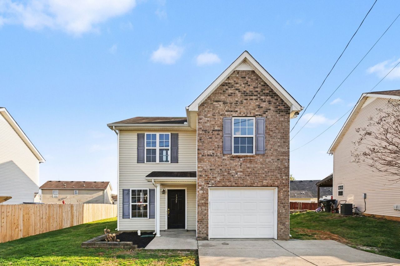 1327 Tonya Dr, La Vergne, TN 37086 Main Photo