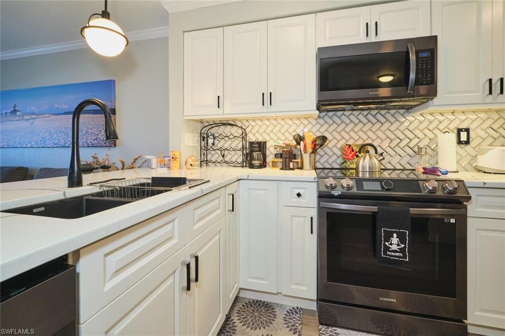6777 Winkler Rd, Unit 228, Fort Myers, FL 33919 Photo