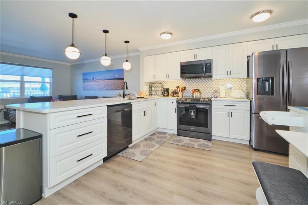 6777 Winkler Rd, Unit 228, Fort Myers, FL 33919 Photo