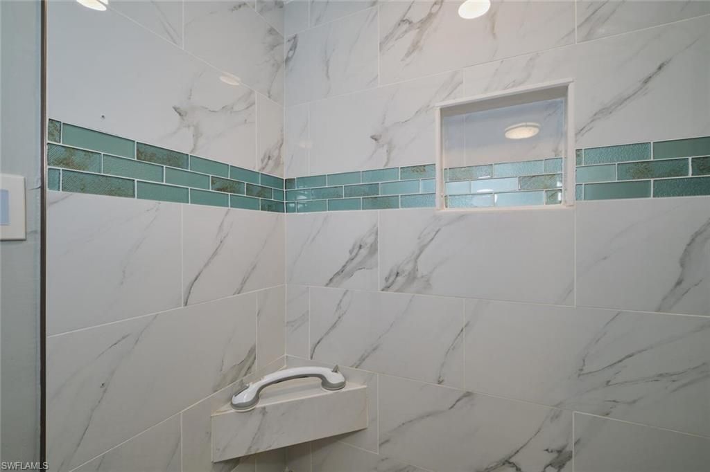 6777 Winkler Rd, Unit 228, Fort Myers, FL 33919 Photo