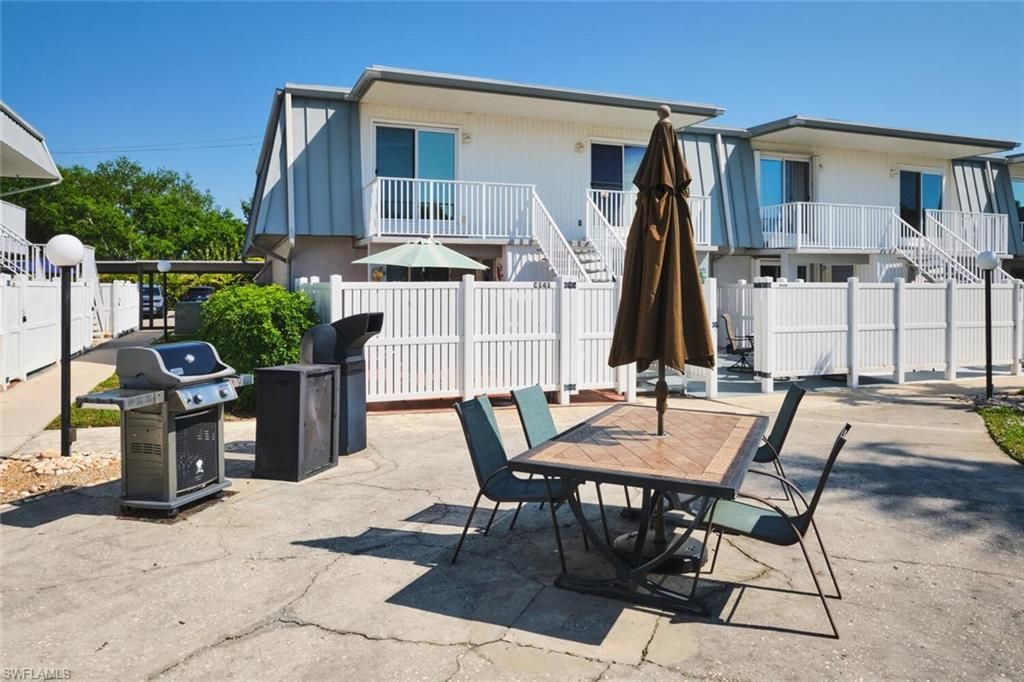 6777 Winkler Rd, Unit 228, Fort Myers, FL 33919 Photo