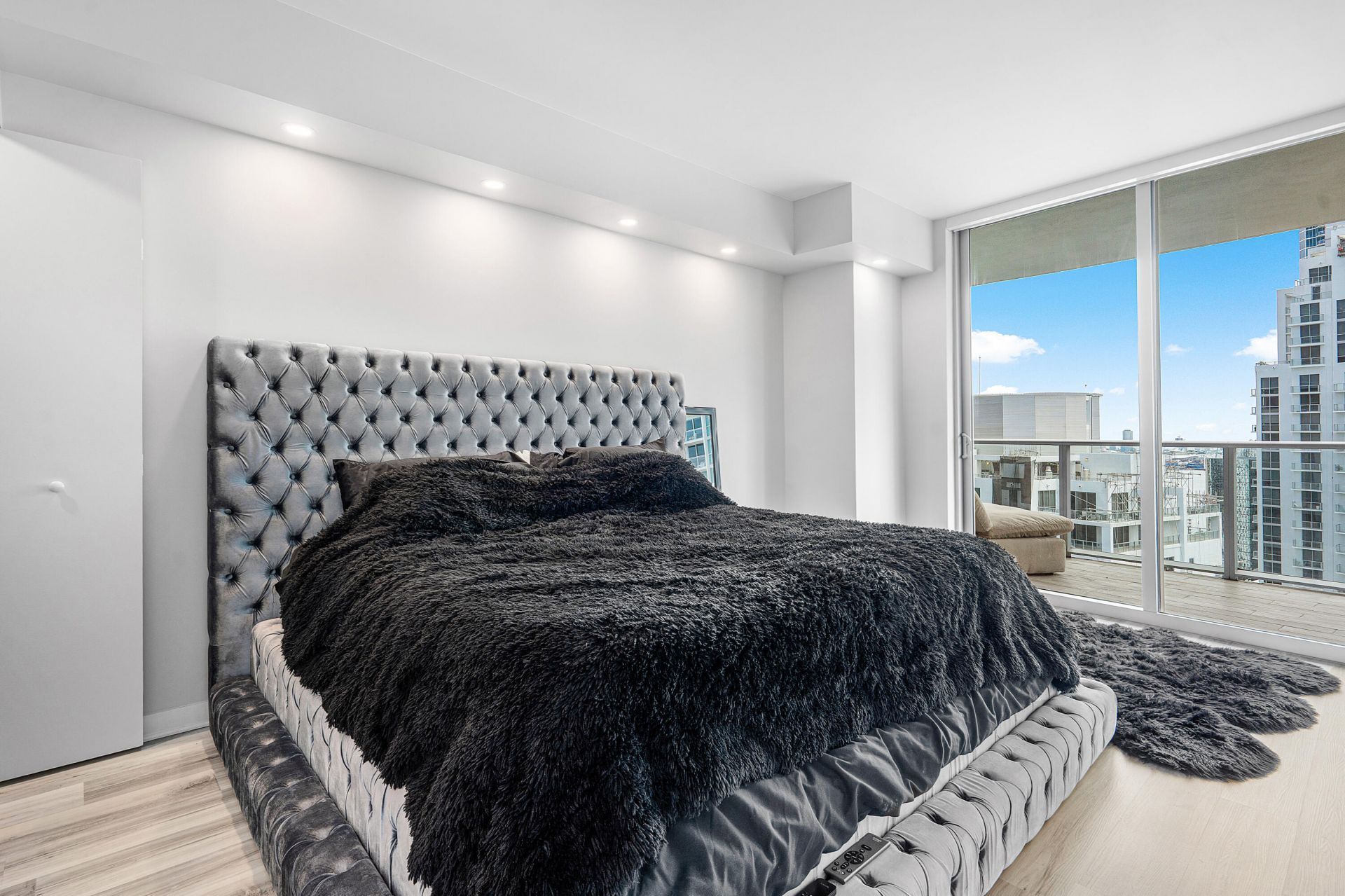 1100 S Miami Avenue, Unit 3901, Miami, FL 33130 Photo