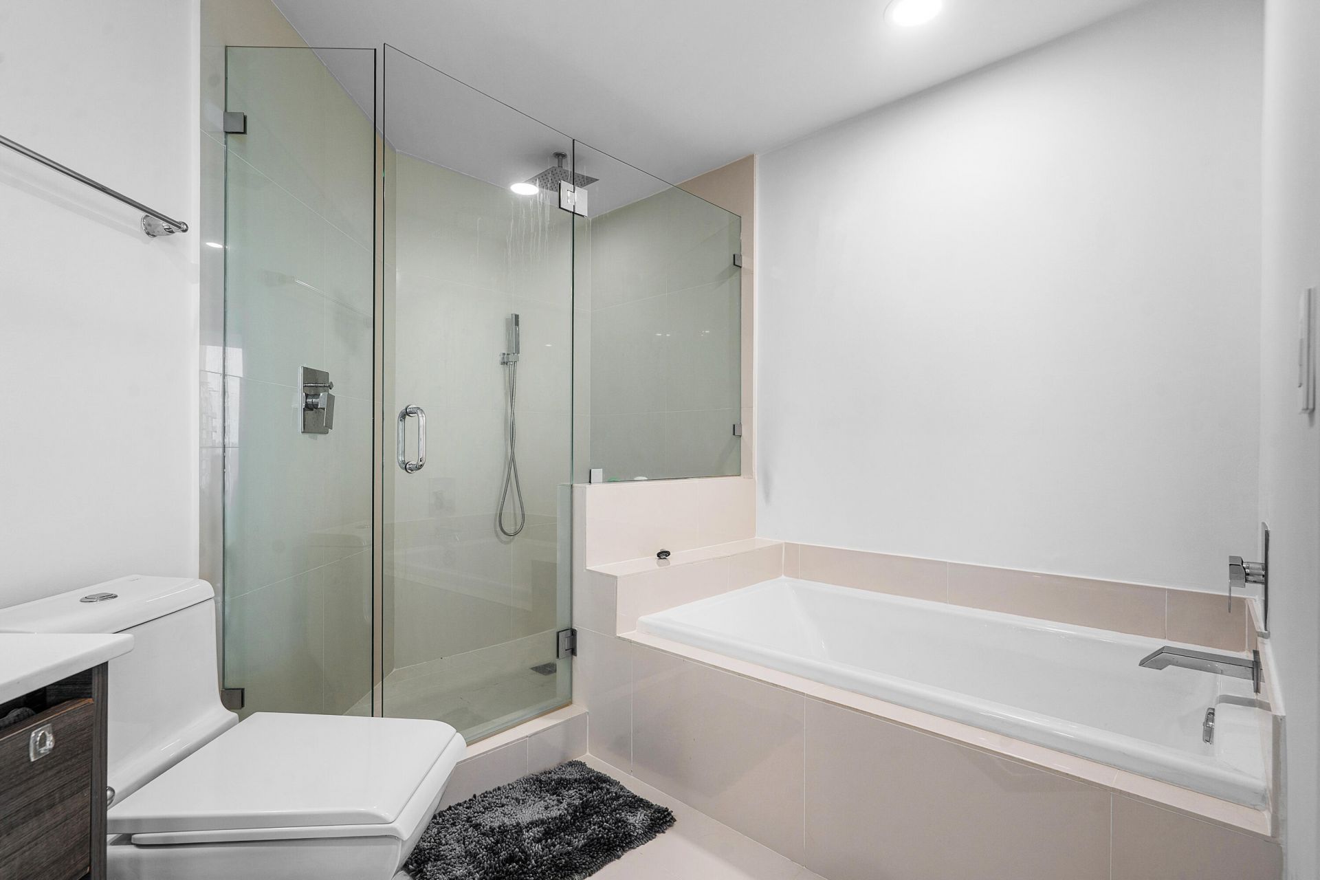 1100 S Miami Avenue, Unit 3901, Miami, FL 33130 Photo