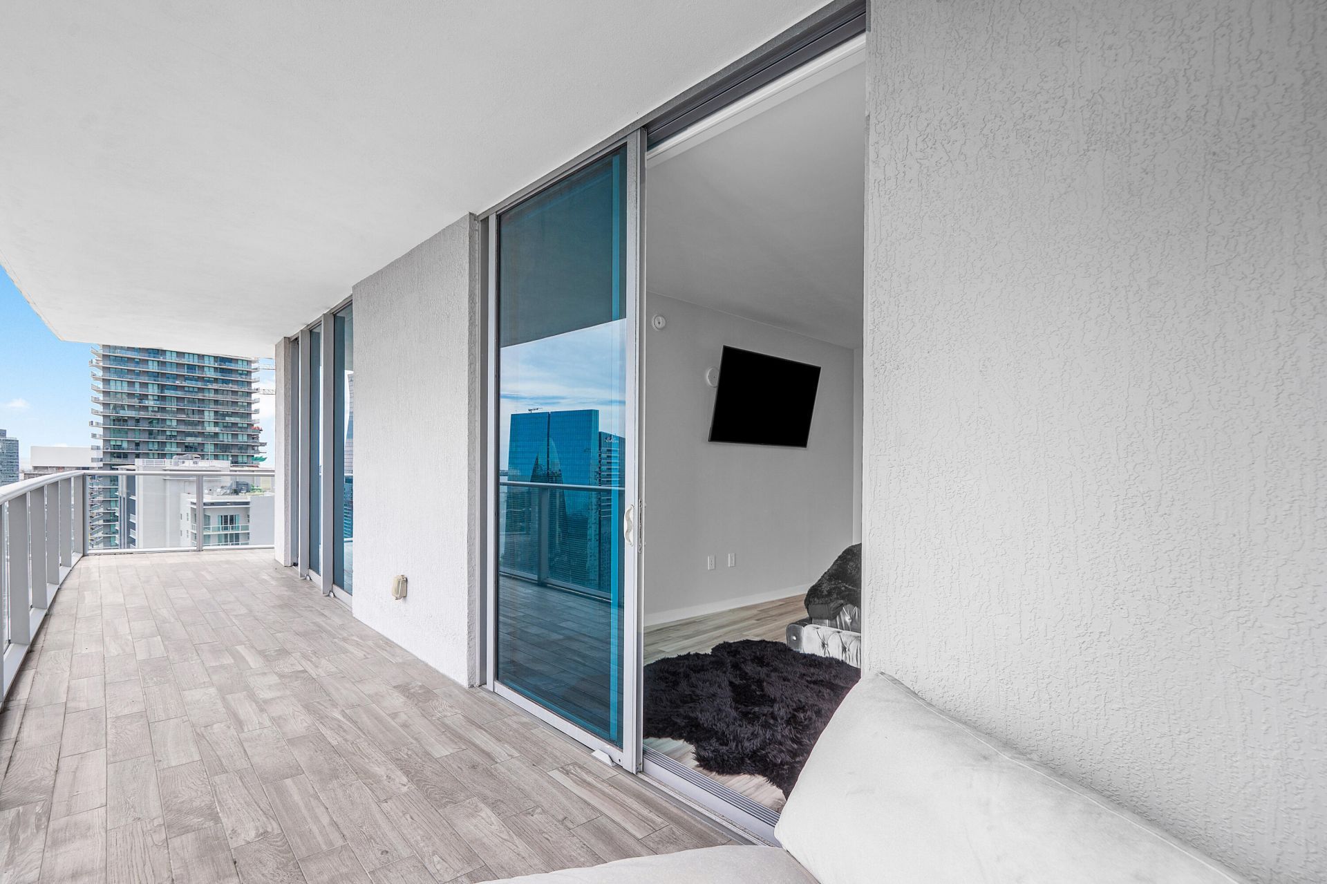1100 S Miami Avenue, Unit 3901, Miami, FL 33130 Photo