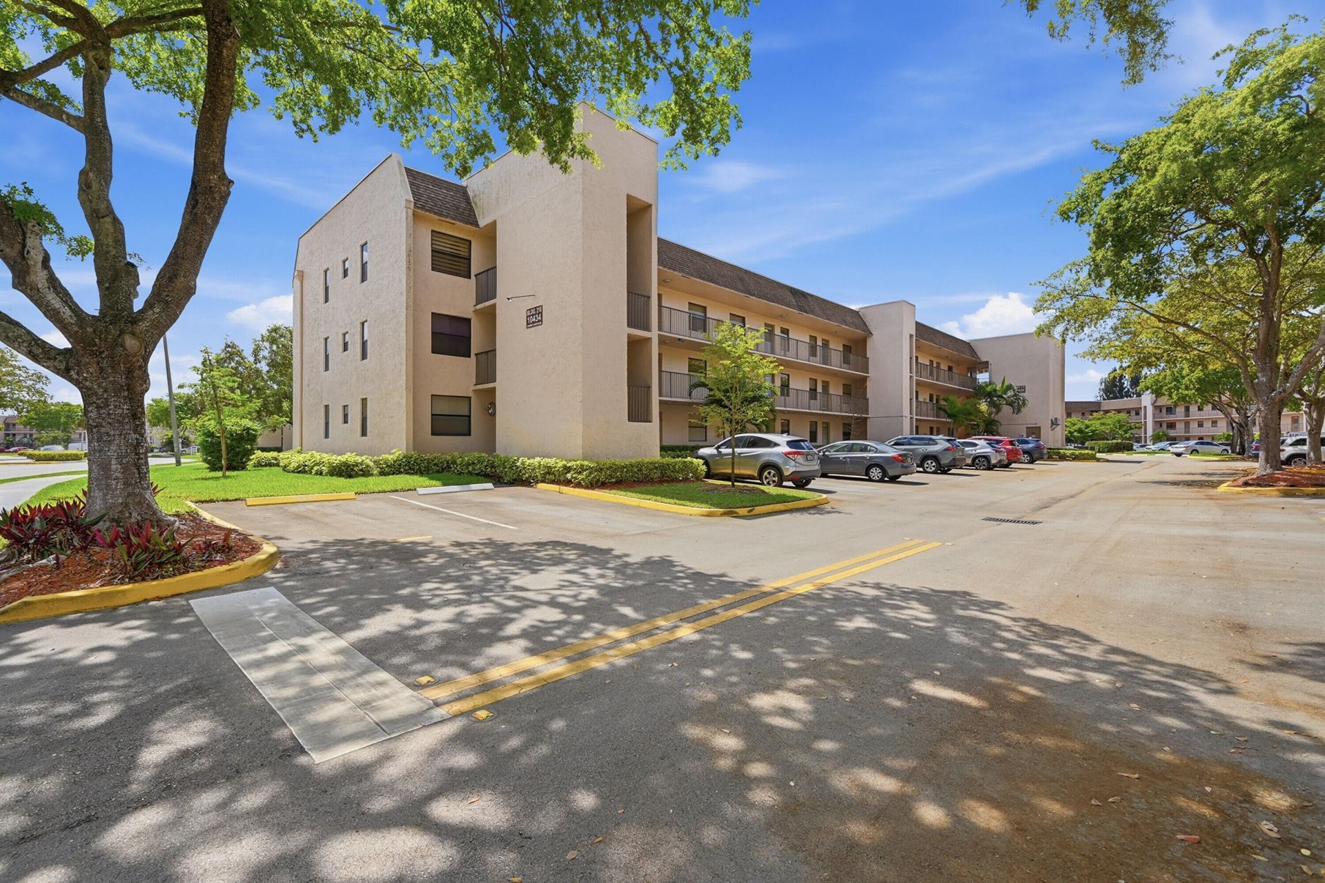 10434 Sunrise Lakes Boulevard, Unit 206, Sunrise, FL 33322 Photo