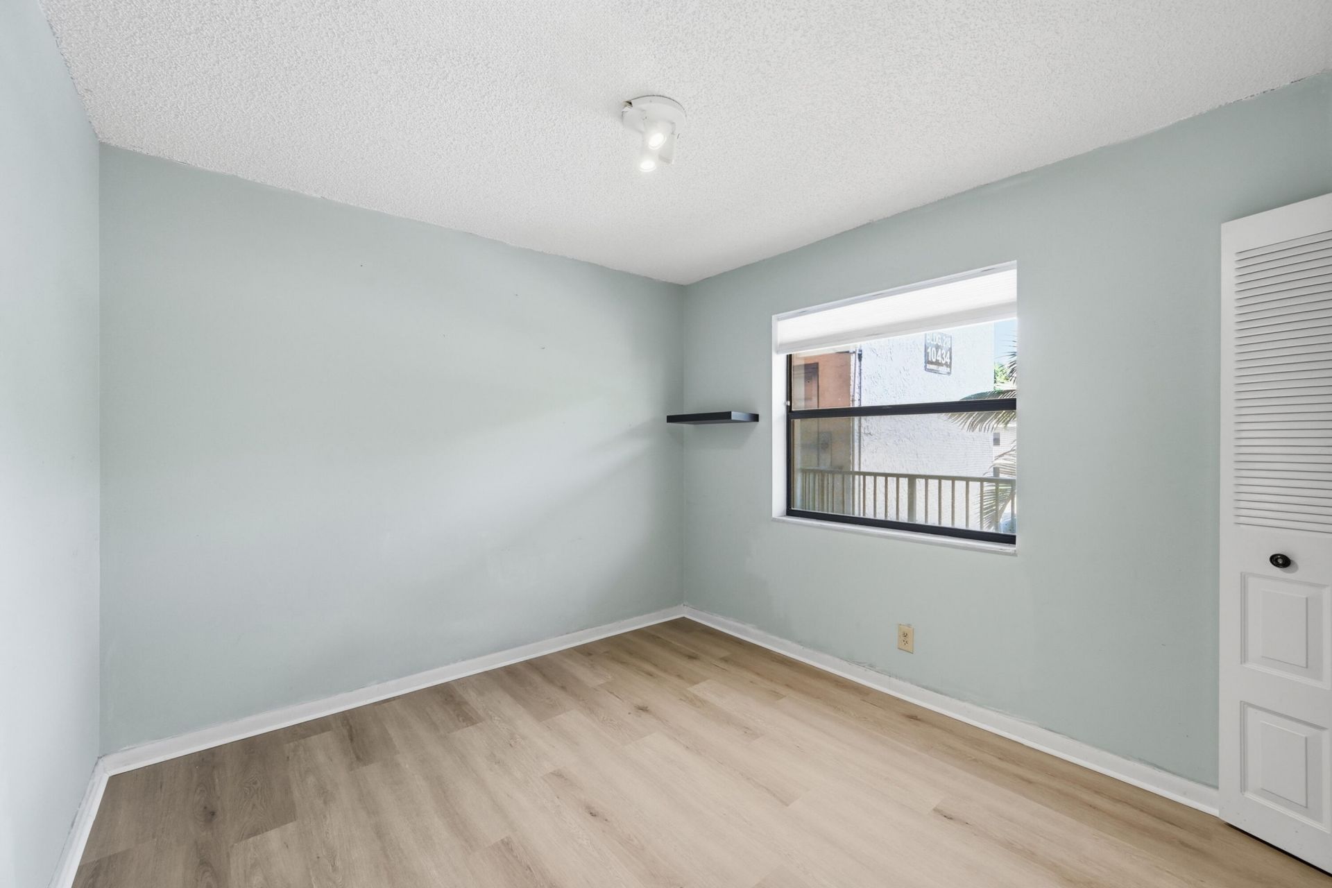 10434 Sunrise Lakes Boulevard, Unit 206, Sunrise, FL 33322 Photo