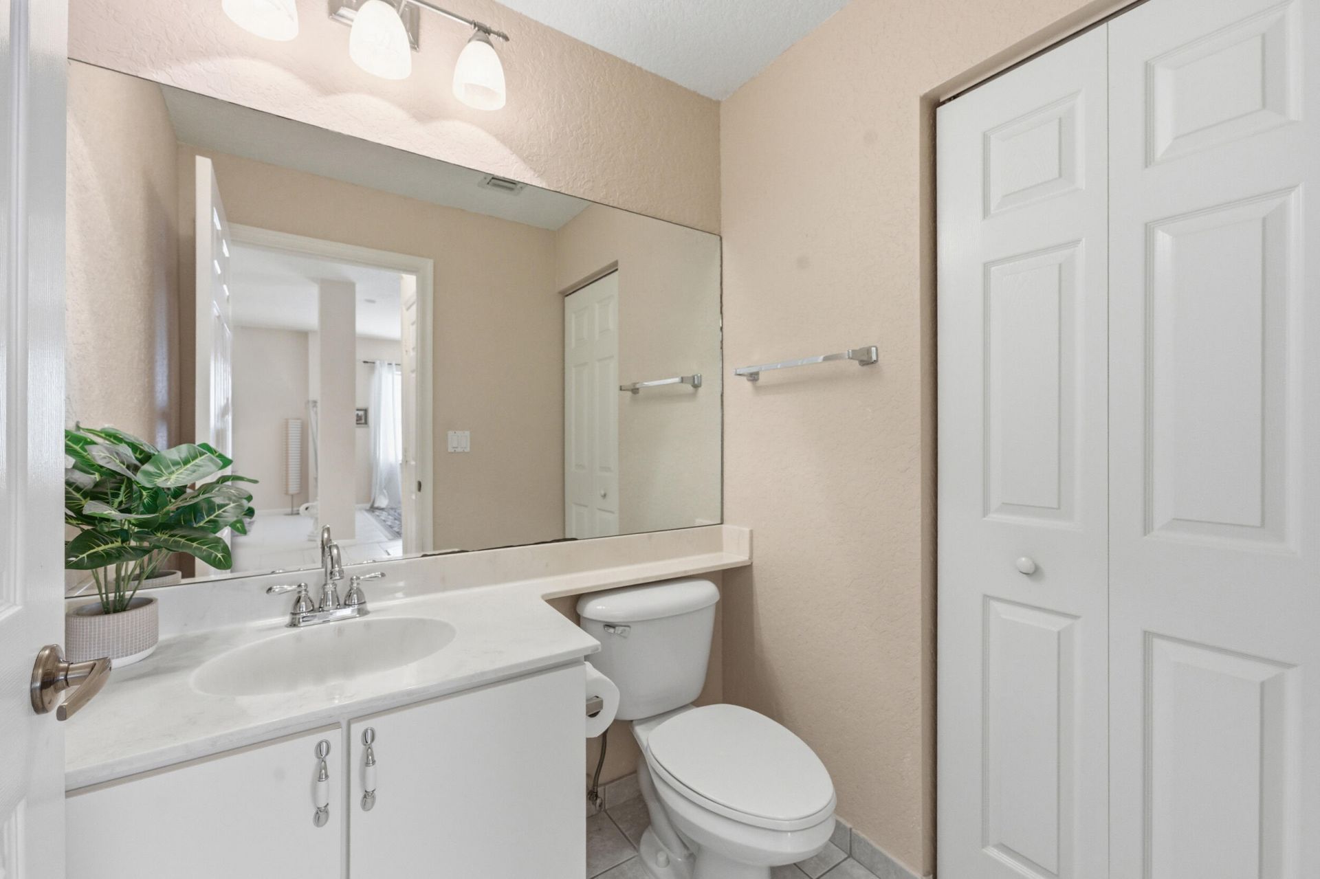 648 SW 168th Terrace, Pembroke Pines, FL 33027 Photo