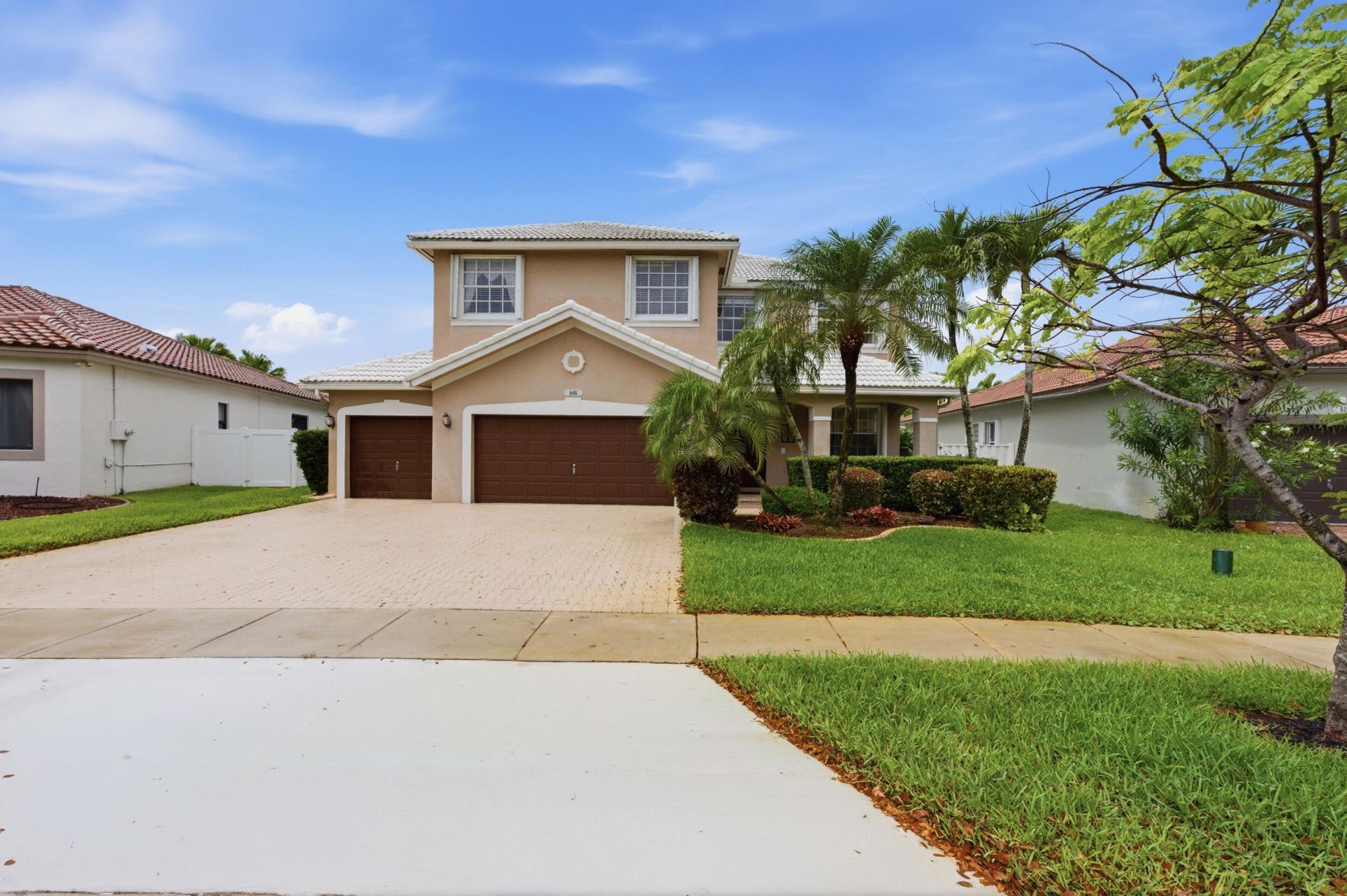 648 SW 168th Terrace, Pembroke Pines, FL 33027 Photo