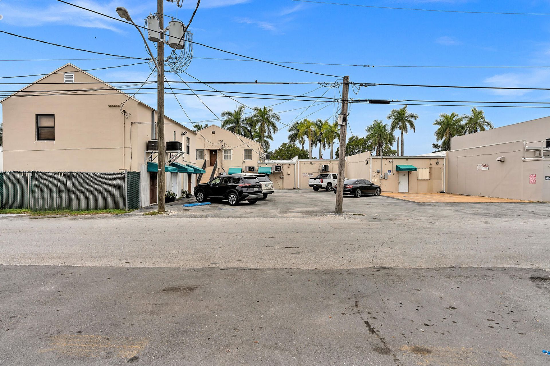 317 N Krome Avenue, Unit 313-317-31, Homestead, FL 33030 Photo
