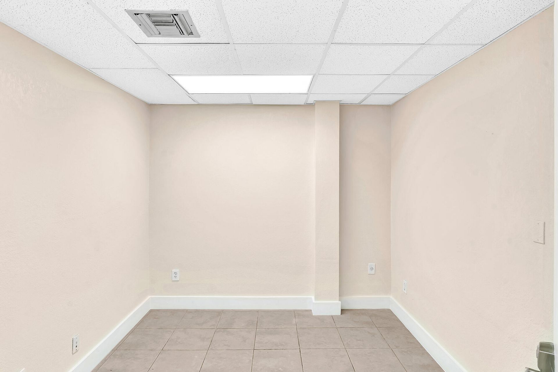 317 N Krome Avenue, Unit 313-317-31, Homestead, FL 33030 Photo