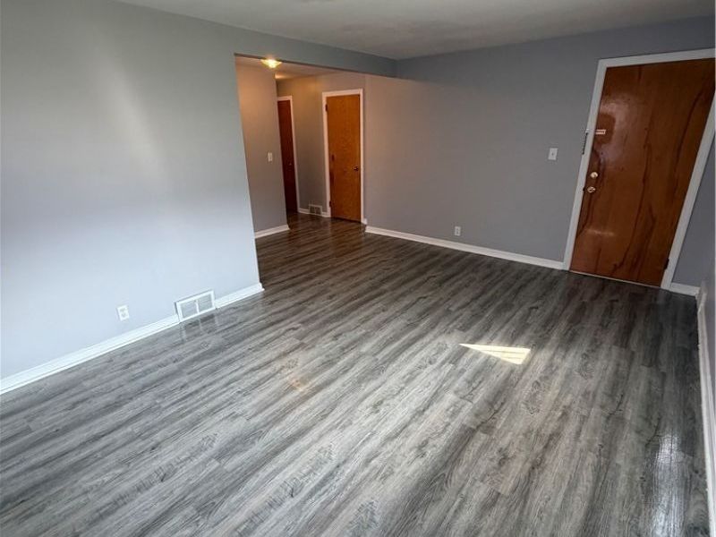 7227 Pennsylvania Avenue, Unit 2, Boardman, OH 44514 Photo 2