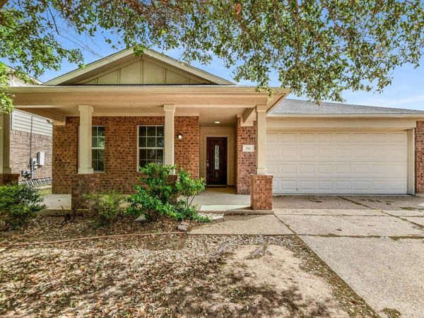 516 Lark ST , Leander, TX 78641