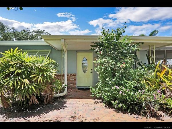 1905 NE River Court, Jensen Beach, FL 34957