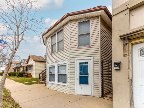 7408 W ADDISON Street, Unit 2, Chicago, IL 60634