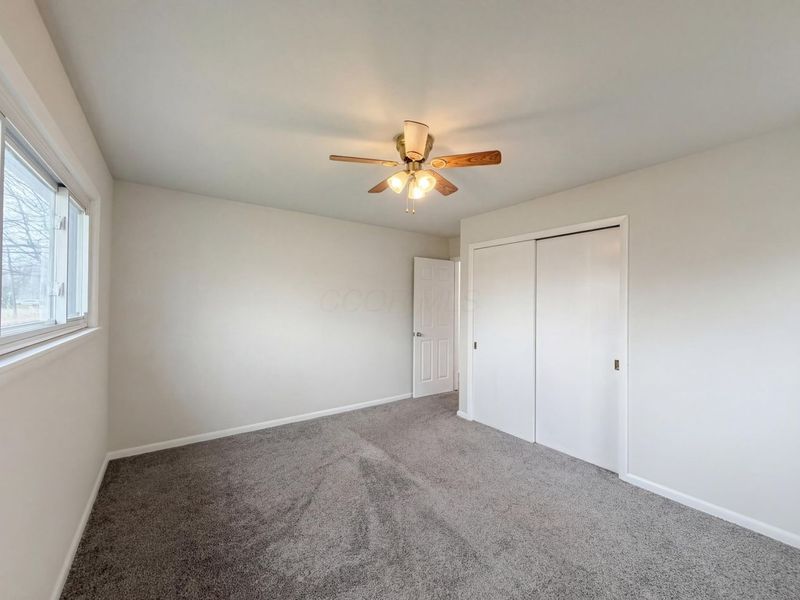 413 Sherwood Drive W, Newark, OH 43055 Photo 17