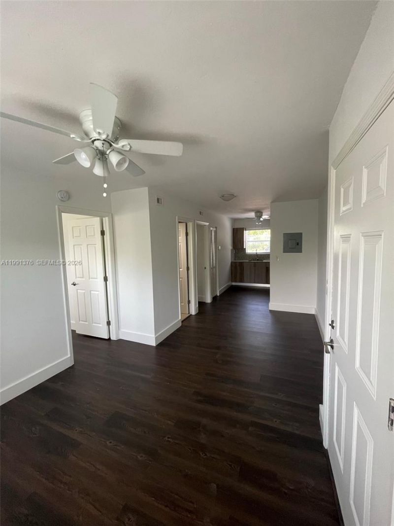 1864 NW 24th St , Unit 4, Miami, FL 33142 Photo