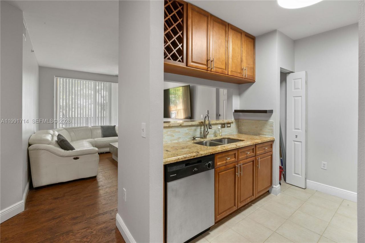 2120 W Preserve Way , Unit 202, Miramar, FL 33025 Photo