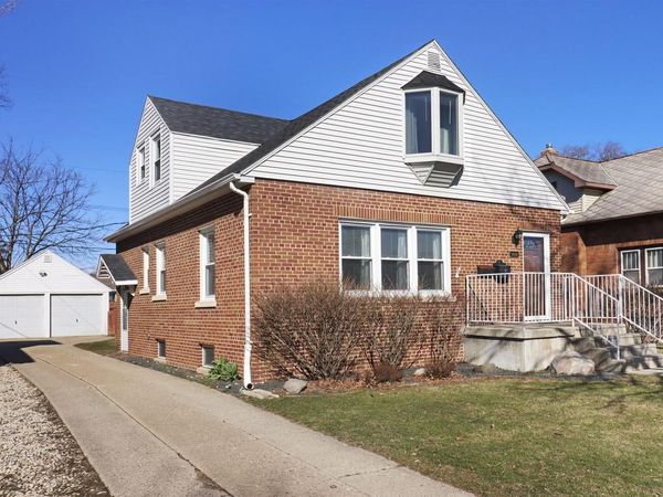 3806 19th AVENUE, Kenosha, WI 53140