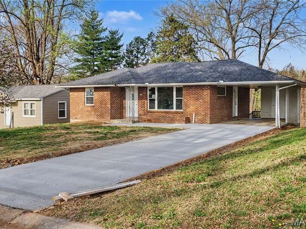 1635 N Spanish Street, Cape Girardeau, MO 63701