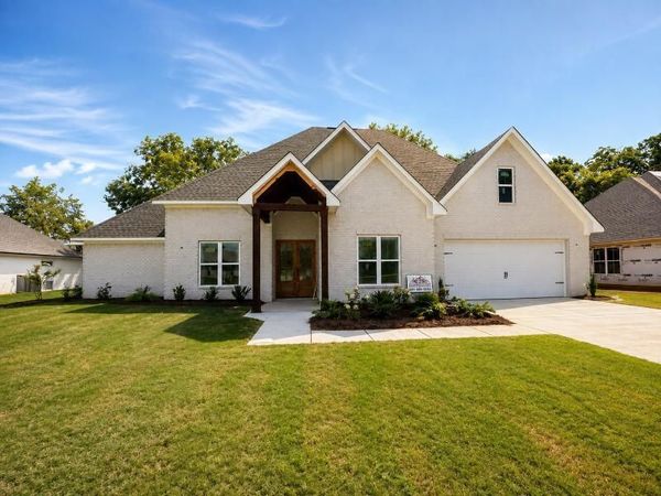 2338 Wellstone Dr, Belden, MS 38826