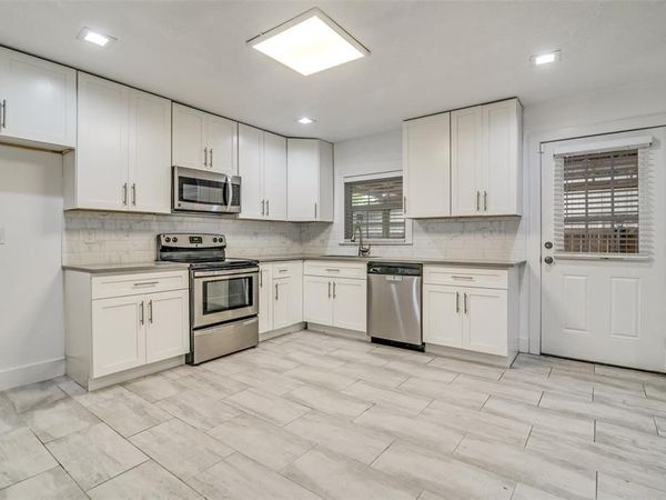 310 Thistle Drive, Garland, TX 75043