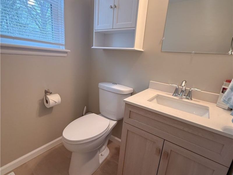 8552 Usher Road, Olmsted Township, OH 44138 Photo 11