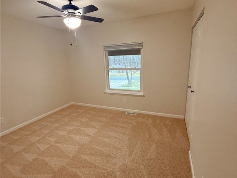 8552 Usher Road, Olmsted Township, OH 44138 Photo 19