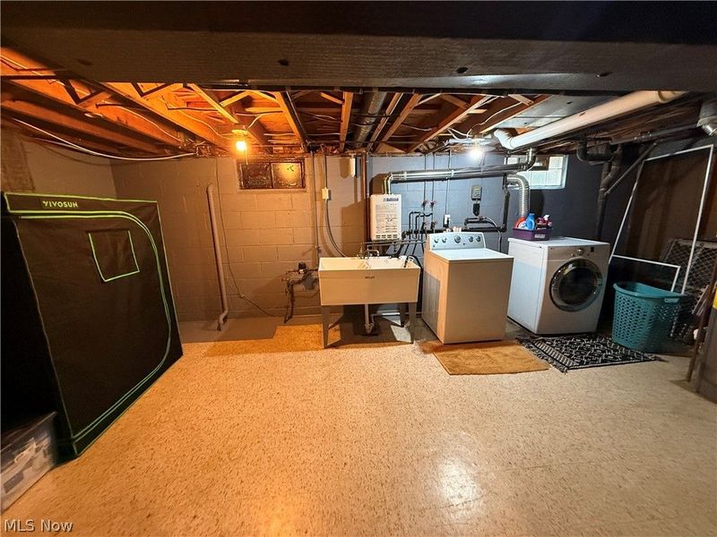 8552 Usher Road, Olmsted Township, OH 44138 Photo 26