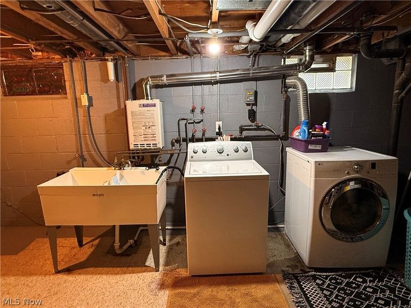 8552 Usher Road, Olmsted Township, OH 44138 Photo 27