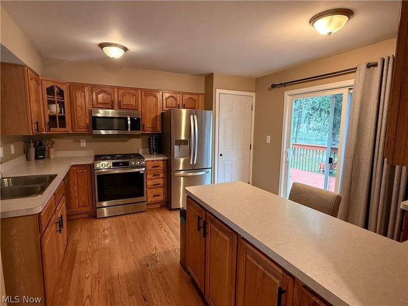 8552 Usher Road, Olmsted Township, OH 44138 Photo 7