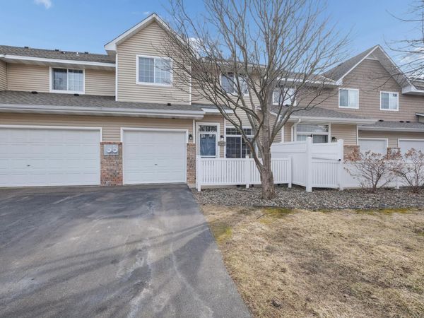 17878 Cobblestone Way, Eden Prairie, MN 55347