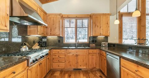 12381 Lookout Loop, Truckee, CA 96161 Photo