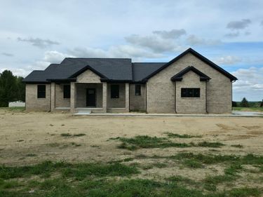 4104 Carriage Hill Drive, Attica Township, Mi 48455