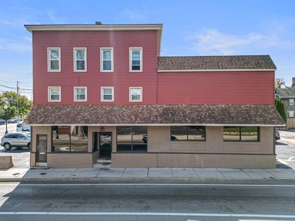 218 Coggeshall St, Unit 1-3, New Bedford, MA 02745