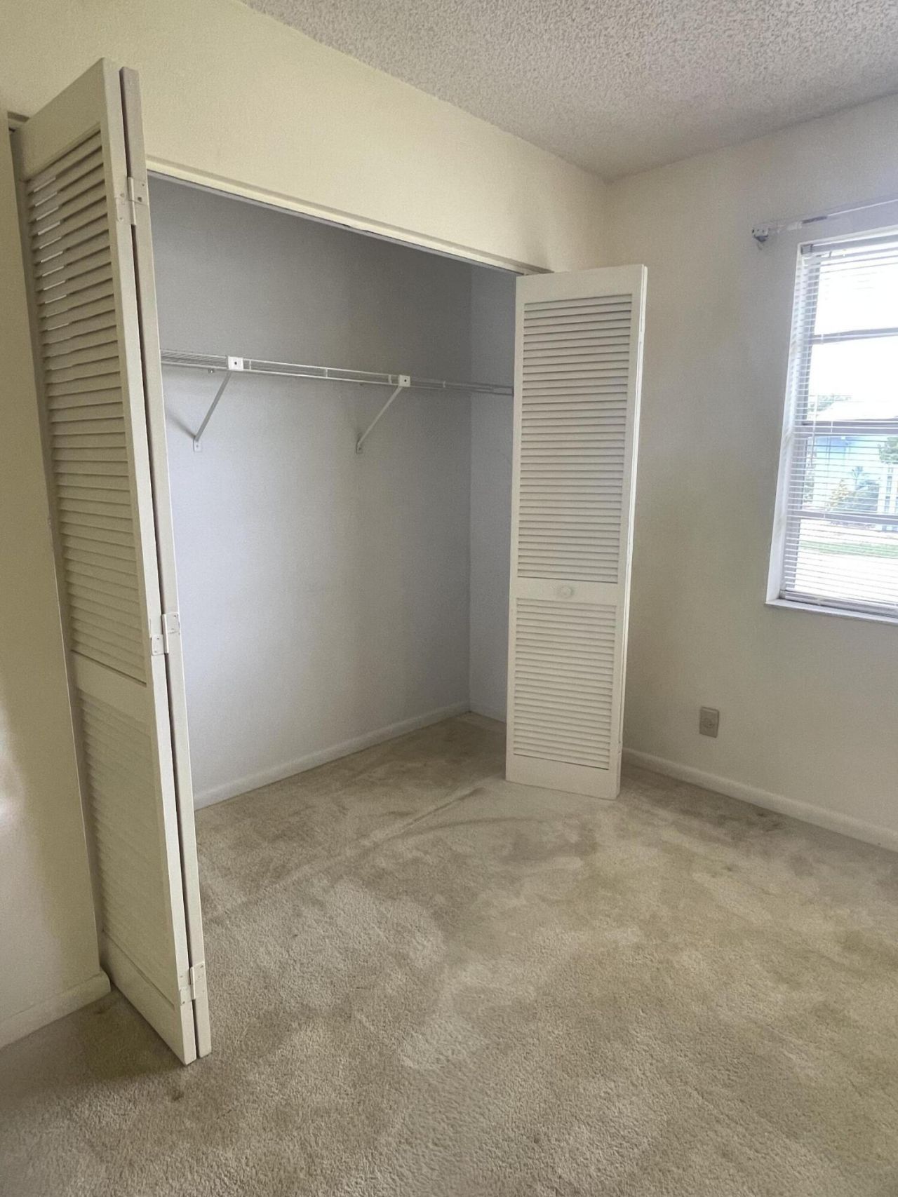 8666 Satalite Terrace, West Palm Beach, FL 33403 Photo