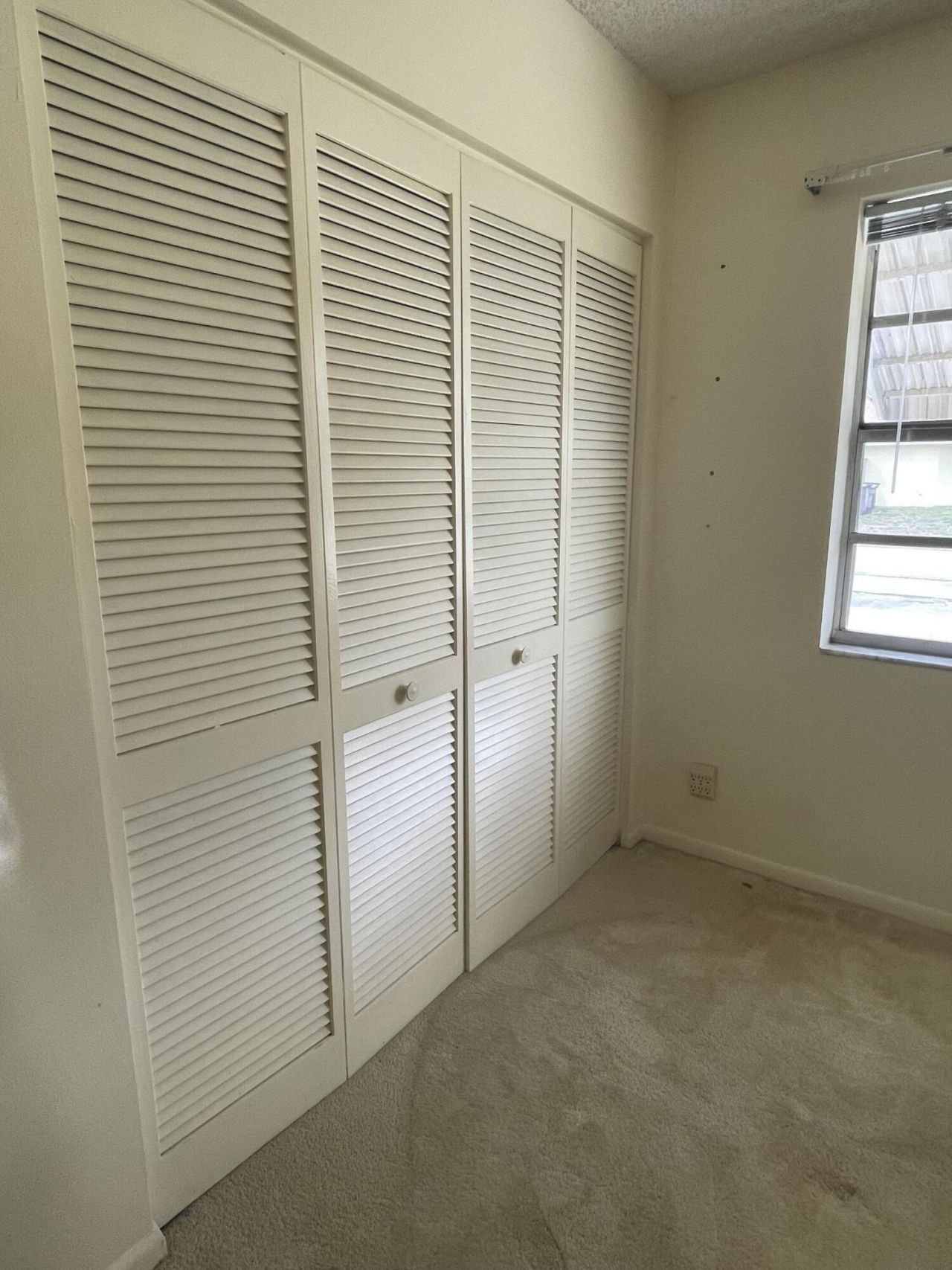 8666 Satalite Terrace, West Palm Beach, FL 33403 Photo