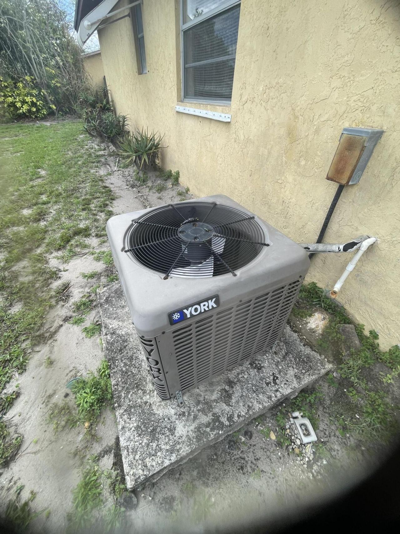 8666 Satalite Terrace, West Palm Beach, FL 33403 Photo