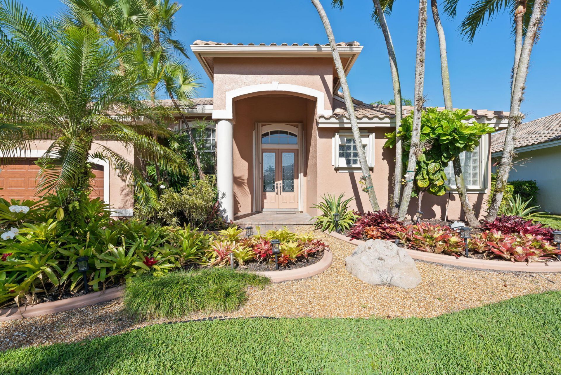 3062 Lakewood Circle, Weston, FL 33332 Photo