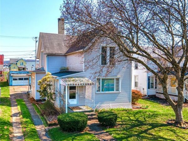 310 S 4th Street, Coshocton, OH 43812