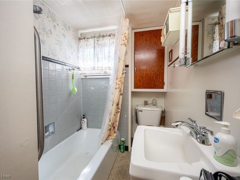 310 S 4th Street, Coshocton, OH 43812 Photo 11