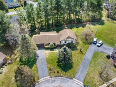 28 BRIGHTON CT, STUARTS DRAFT, VA 24477