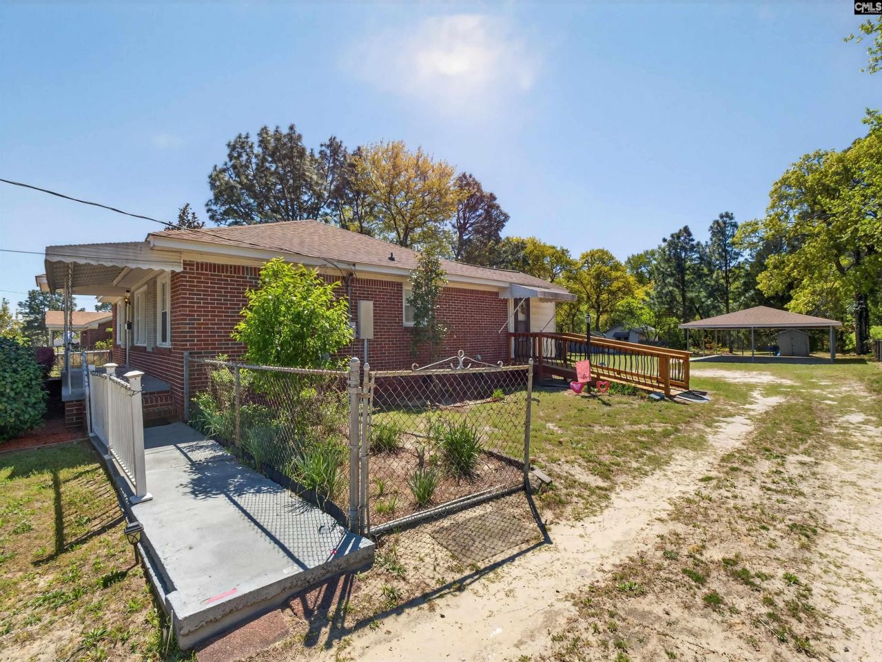 318 Wattling Road  Photo 11