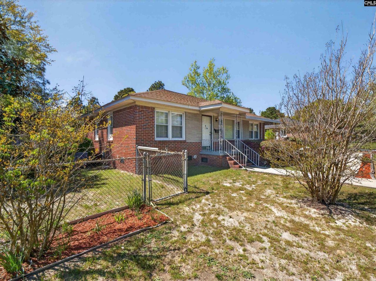 318 Wattling Road  Photo 12