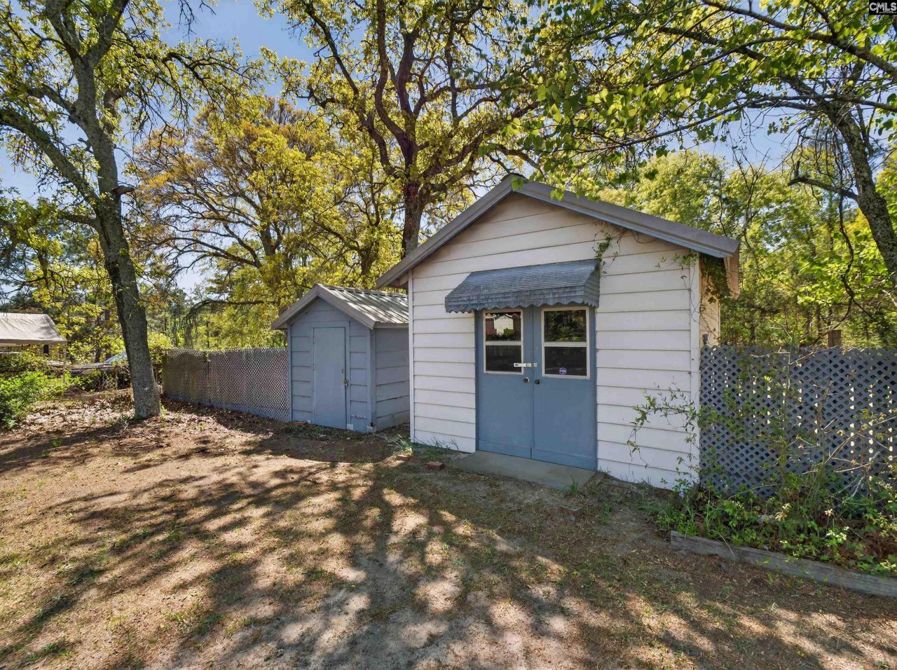 318 Wattling Road  Photo 26