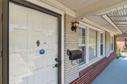 318 Wattling Road  photo 4