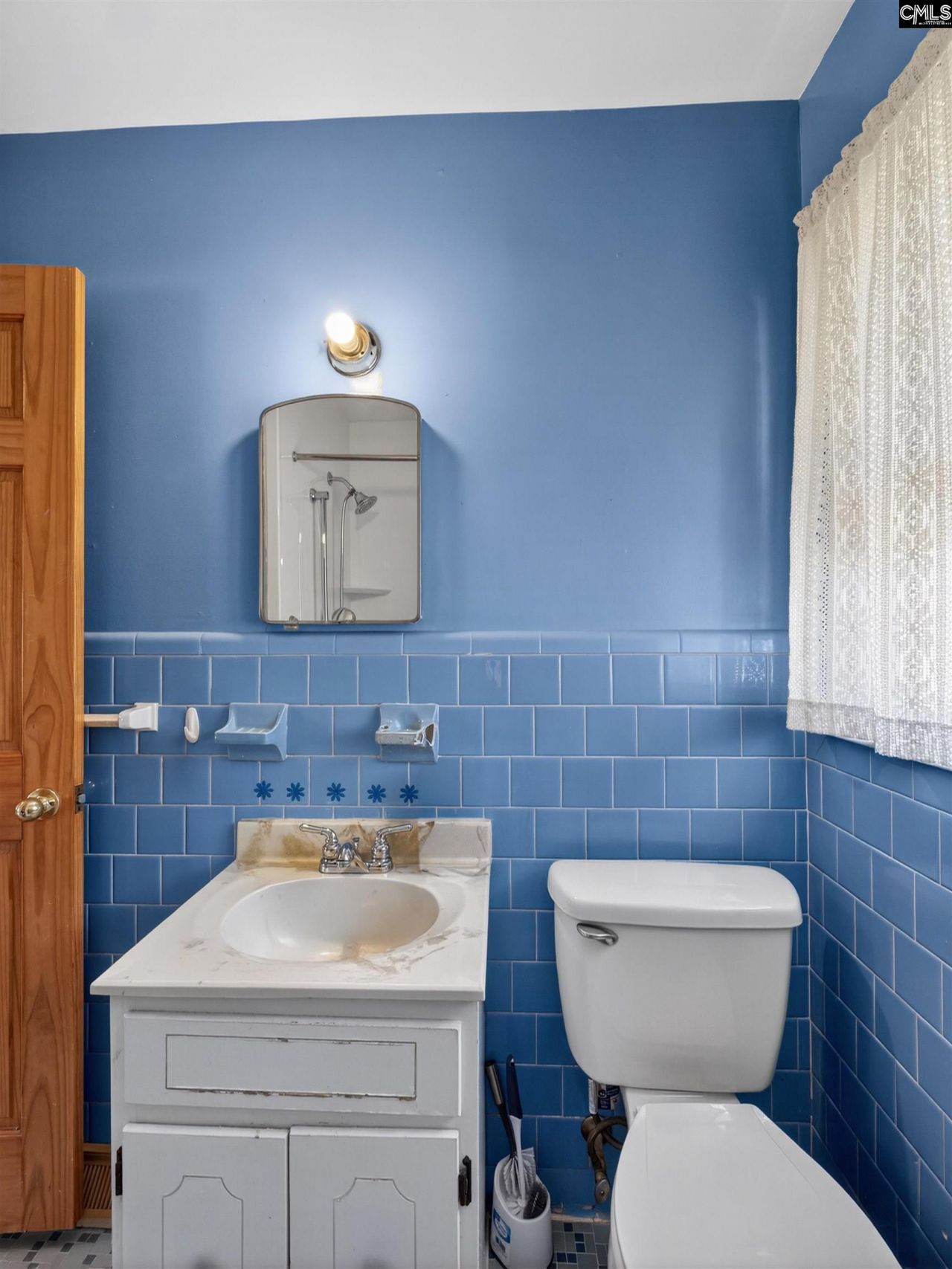 318 Wattling Road  Photo 49