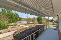 318 Wattling Road  photo 4