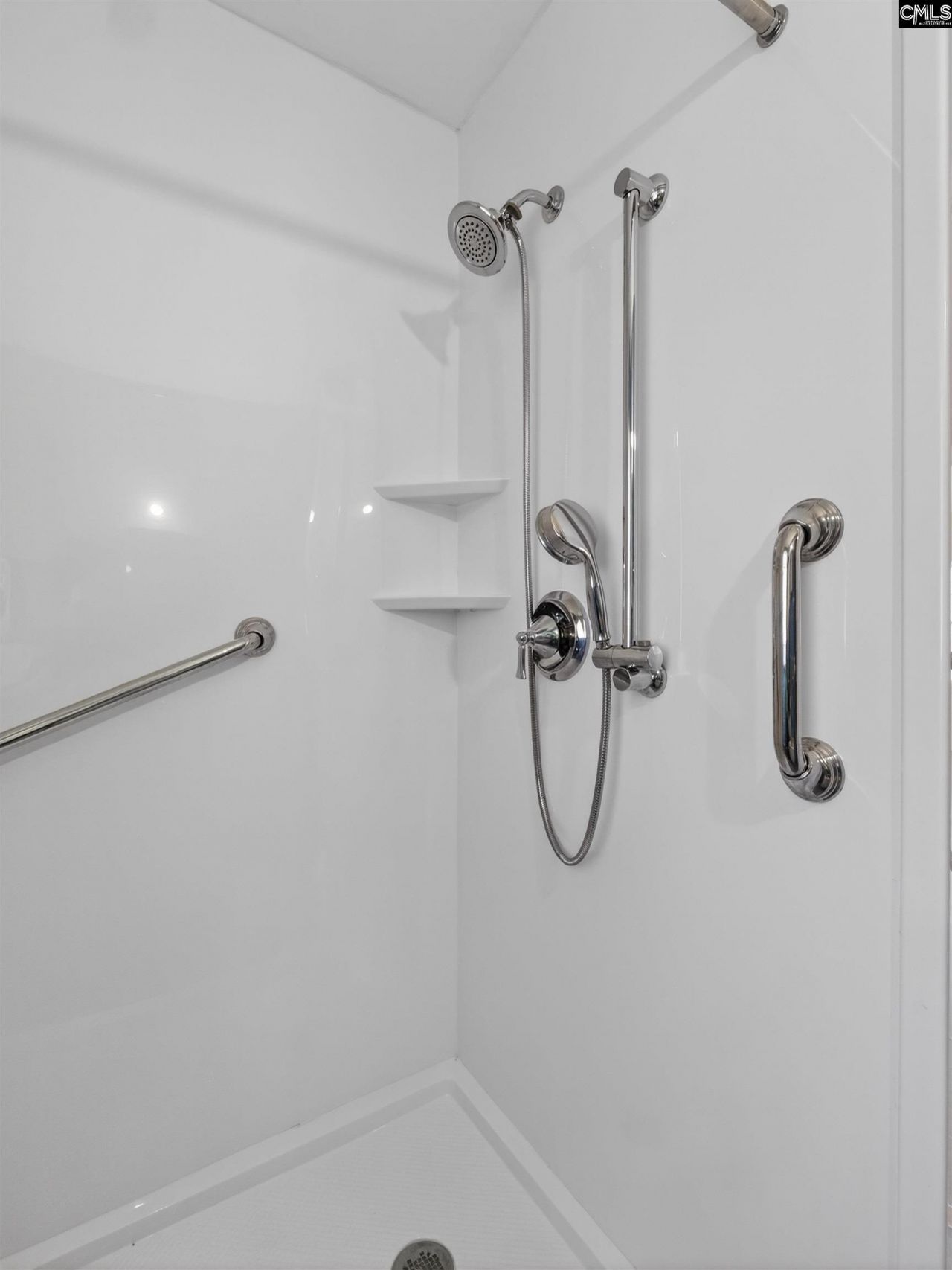 318 Wattling Road  Photo 51